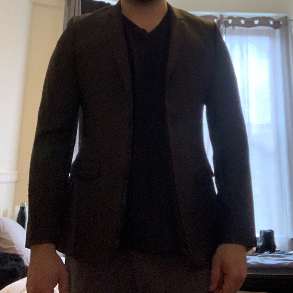 Suits top